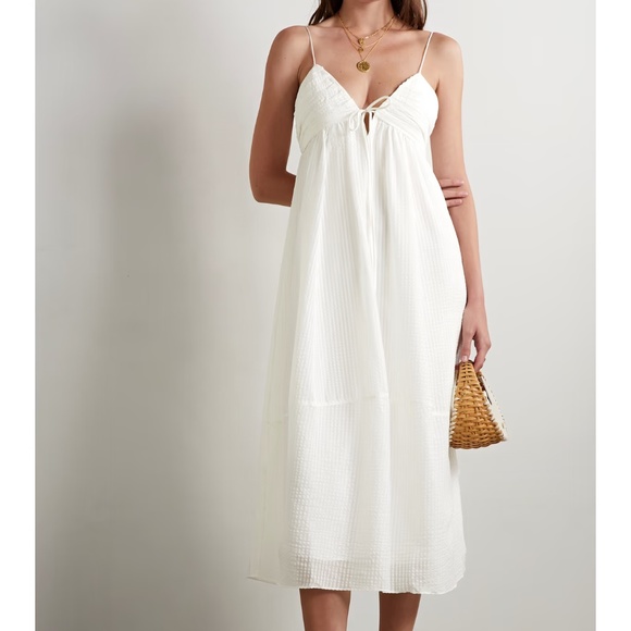 LA LIGNE Shirred Cotton and Silk-Blend Seersucker Midi Dress - Picture 1 of 4